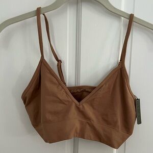 SKIMS SOFT BRALETTE SIZE L NEW WITH TAGS